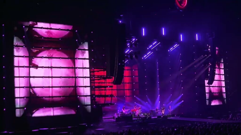, (nanterre arena): Foo Fighters &ndash; Exhausted &ndash; La D&eacute;fense Arena &ndash; 19/06/2026